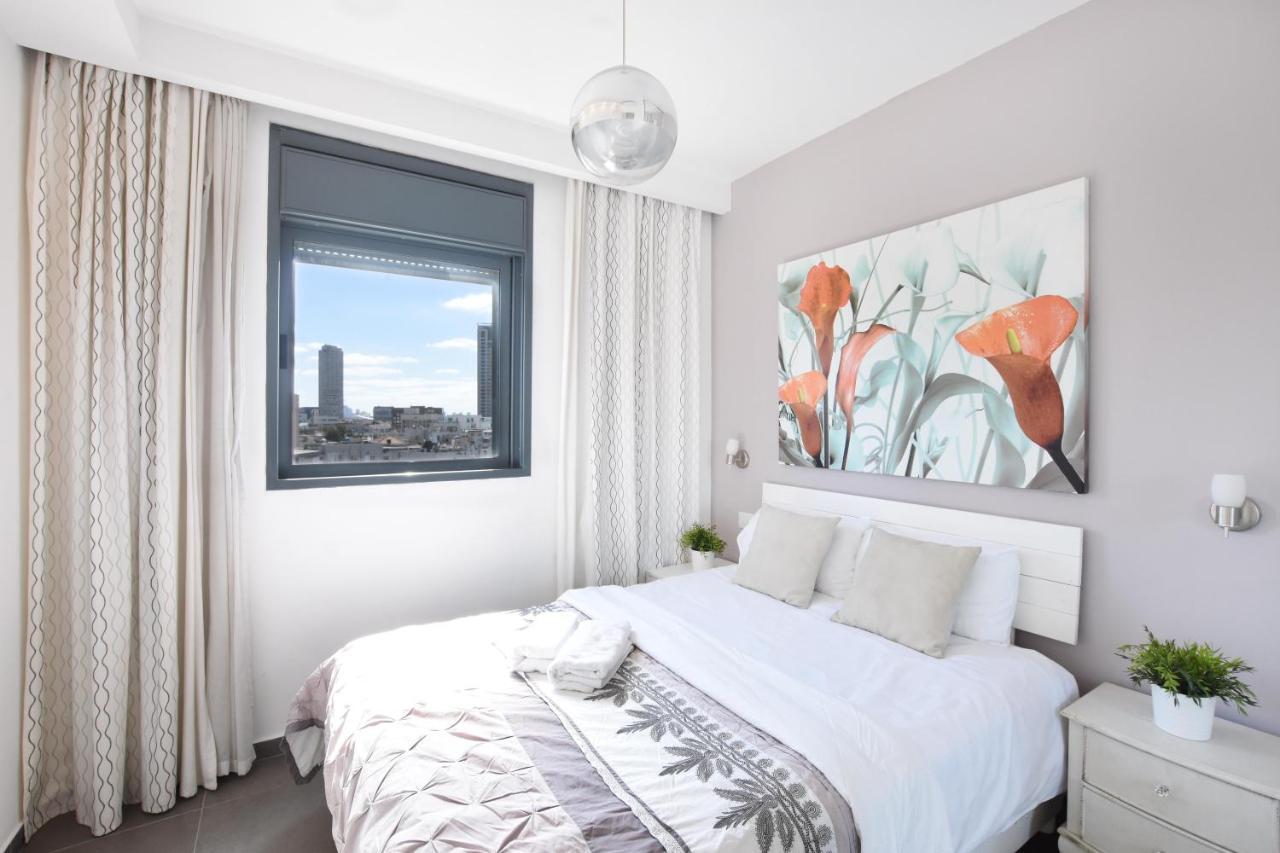 Spacious 2-Br In Shenkin Street By Holyguest Тел Авив Екстериор снимка